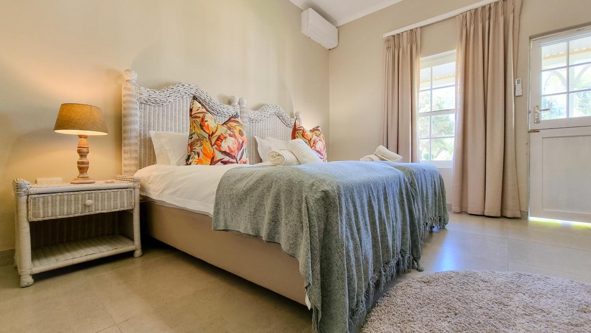 Berluda Farmhouse And Cottages Oudtshoorn Eksteriør bilde